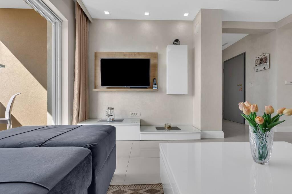 Apartment Hrvoje -Nur 50M Bis Zum Meer - Makarska Exklusiv Promajna Εξωτερικό φωτογραφία